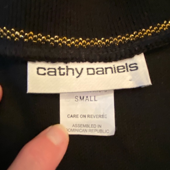 Cathy Daniels Womens Classic  Black Cardigan w Gold Buttons & Detailing / Size S - Picture 9 of 13